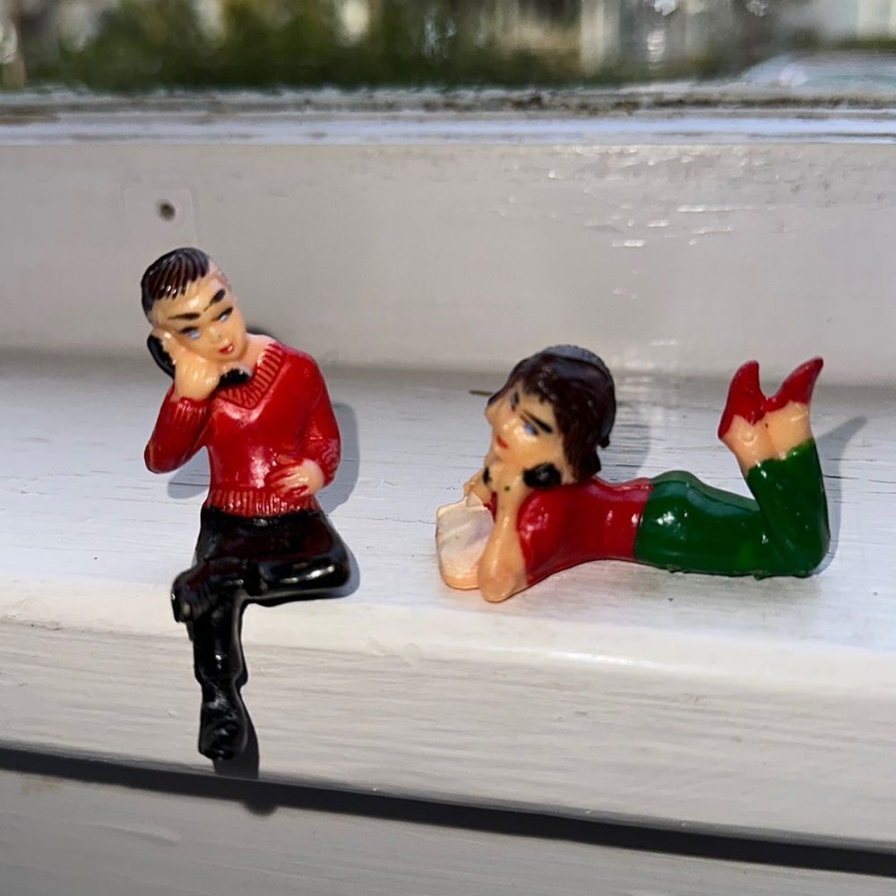 Two Vtg mid century hard plastic boy & girl figures  on the phone‎ cake toppers